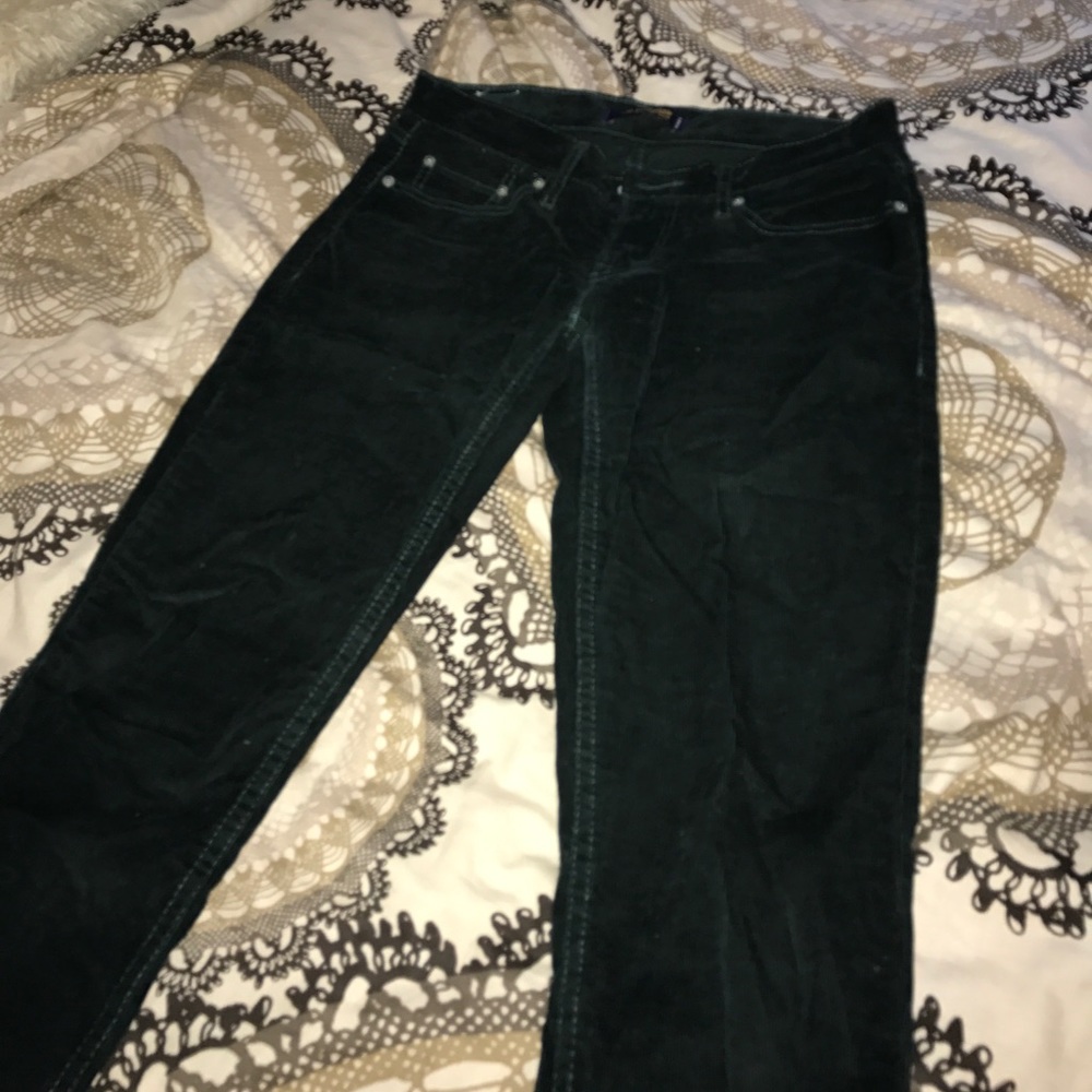 COPY - Dark green Levi Corduroys